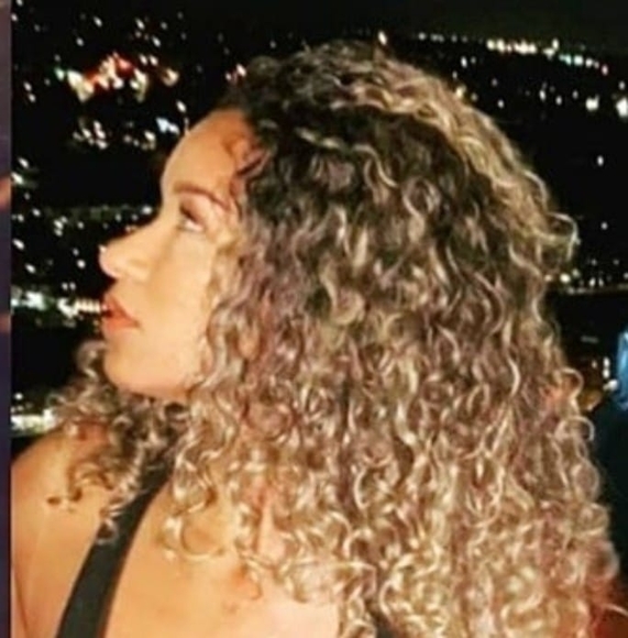 Meet your Posher, Taryn - Picture 1 of 1